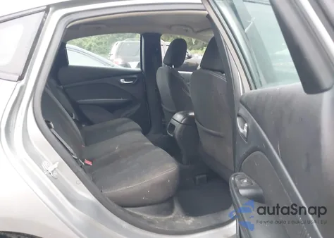 2015 Dodge Dart Sxt z USA, uszkodzony, nr VIN 1C3CDFBB1FD281640